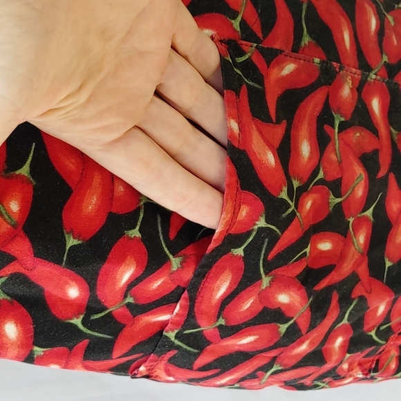 Set of 3 reversible aprons, black lining, barbeque, chili cook-off - Picture 3 of 7
